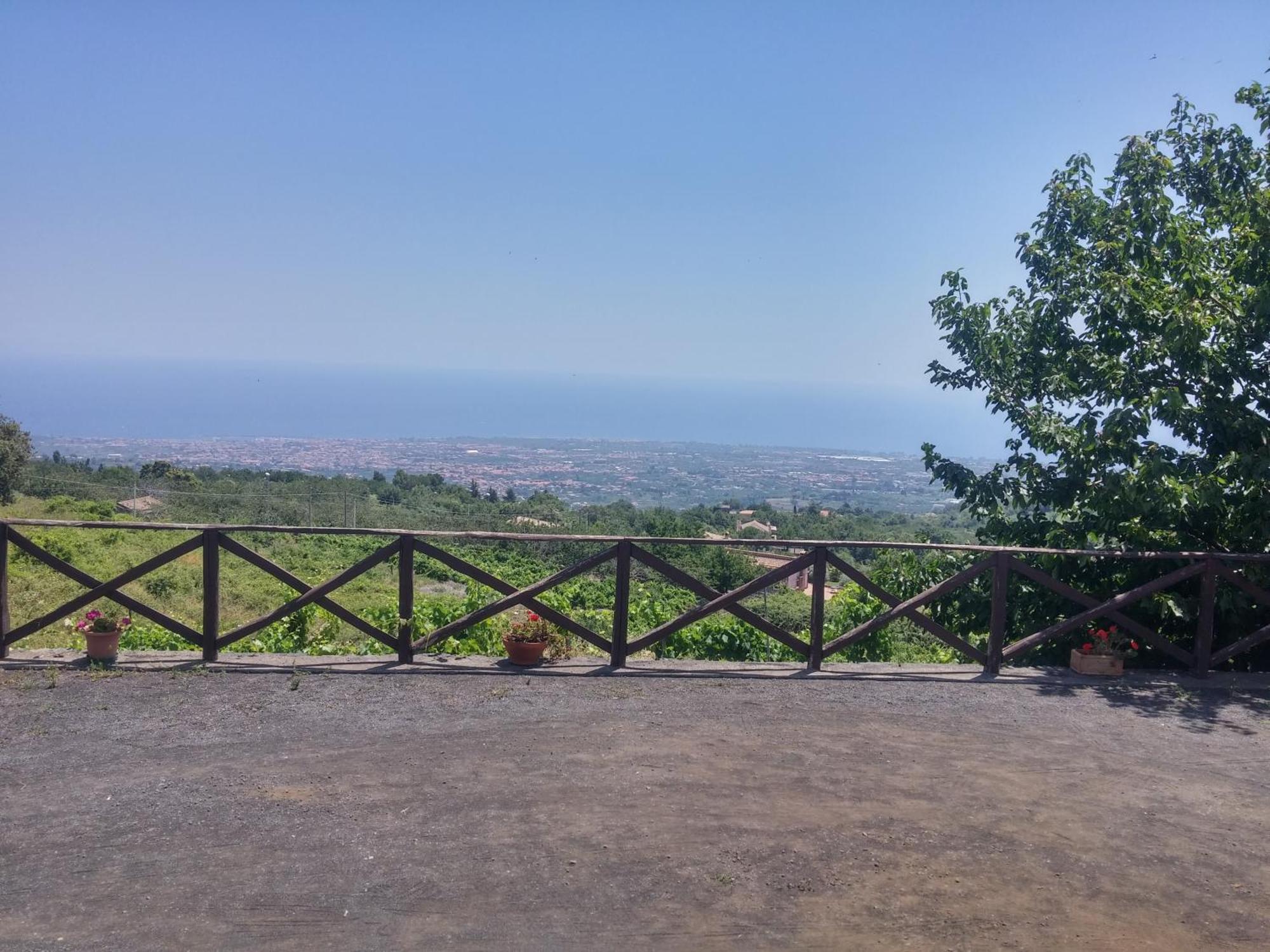 Vila Sorbello Dell'Etna Milo Exteriér fotografie