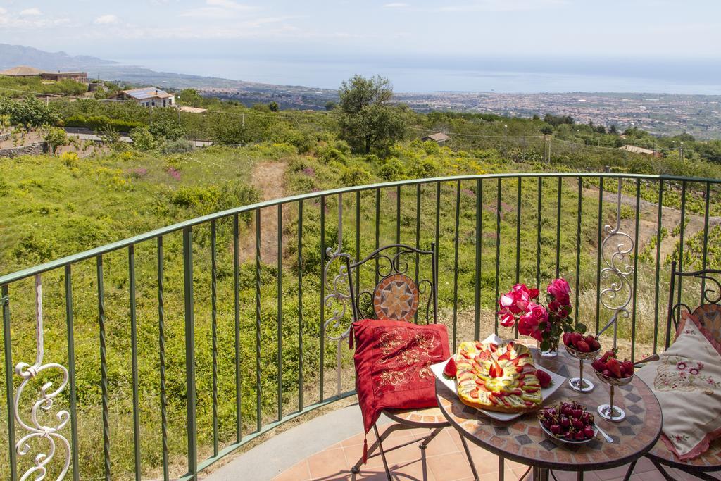 Vila Sorbello Dell'Etna Milo Exteriér fotografie